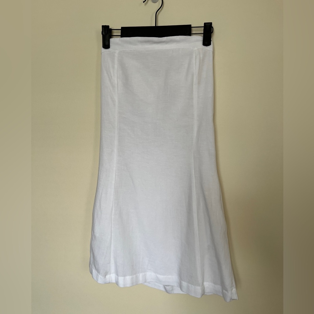 Jessica Simpson Classic White A-Line Skirt